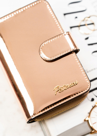 Złoty portfel damski lakierowany. Skóra naturalna z ochroną RFID