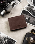 Zestaw prezentowy męski: skórzany, brązowy portfel i skórzany brelok