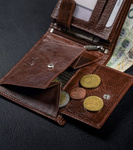 Klasyczny portfel męski poziomy z naturalnej skóry z technologią RFID— Rovicky