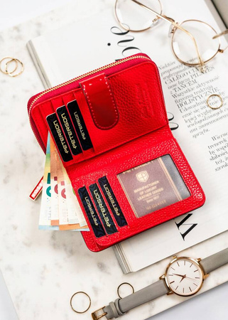 Czerwony portfel damski pionowy. Skóra naturalna z ochroną RFID