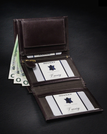 Bogato wyposażony portfel męski z naturalnej skóry licowej — Rovicky
