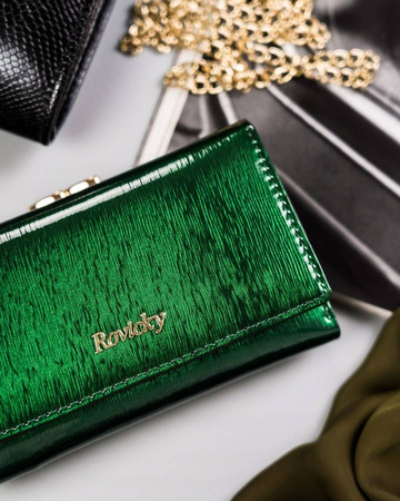 Portfel damski zielony lakierowany. Skóra naturalna. RFID