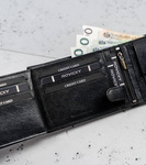 Duży, poziomy portfel za skóry naturalnej z zatrzaskiem, ochrona RFID — Cavaldi