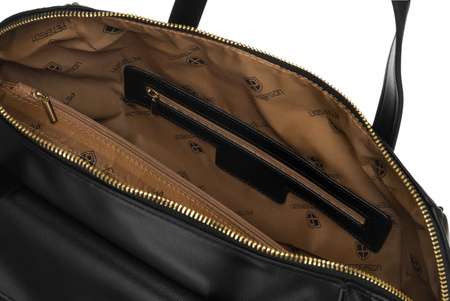 Pojemna, czarna damska torebka listonoszka ze skóry ekologicznej na suwak.