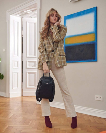 Plecak damski miejski Czarny, z kieszonkami. Z eko skóry