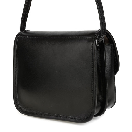 Zgrabna czarna mała torebka skórzana włoska. Regulowany pasek.