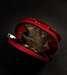 Czerwona portmonetka damska skórzana