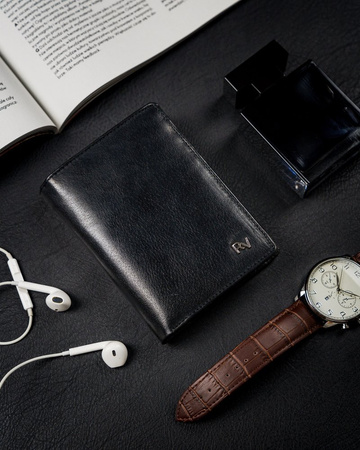 Rozbudowany, pionowy portfel męski bez zapięcia ze skóry naturalnej — Rovicky
