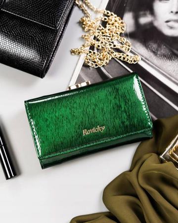 Portfel damski zielony lakierowany. Skóra naturalna. RFID