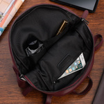 Mały plecak damski skórzany Bordowy. Format A5 na Suwak.