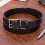 CZARNY pasek damski skórzany. Czarna klamra. 125 cm.