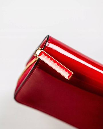 Czerwony portfel damski pionowy. Skóra naturalna z ochroną RFID