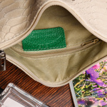 Mała beżowa torebka listonoszka ecru wizytowa