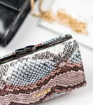 Elegancki portfel damski z modnym wzorem Cavaldi