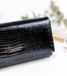 Duży portfel damski skóra lakierowana croco