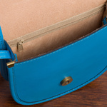 Malutka torebka damska skórzana listonoszka - niebieska