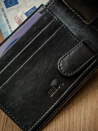 SKÓRZANY PORTFEL MĘSKI Czarny Poziomy SKÓRA RFID