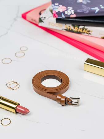 Cienki pasek damski do sukienki. Skórzany, CAMEL