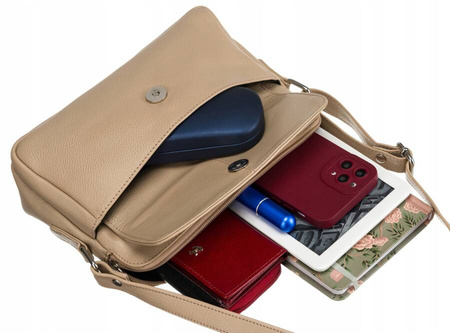 Mała torebka damska listonoszka skórzana Beżowa. Suwak.