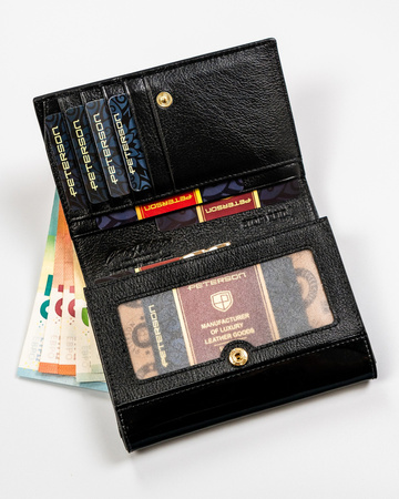 Czerwony portfel skórzany z portmonetką i okienkiem. RFID