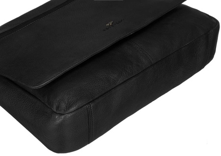 Biznesowa czarna skórzana torba męska na laptopa