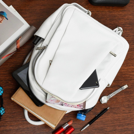 Duży plecak damski skórzany A4 Ciemno Zielony. Kieszenie na suwak.