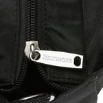 Duża torebka damska listonoszka na szerokim pasku. Czarna A4