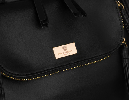 Pojemna, czarna damska torebka listonoszka ze skóry ekologicznej na suwak.