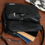 Duża męska skórzana czarna listonoszka Beltimore