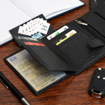 Klasyczny portfel męski skórzany z ochroną RFID. Pion z zatrzaskiem
