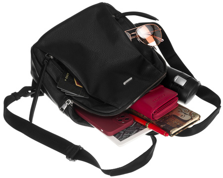 Plecak damski miejski Czarny, z kieszonkami. Z eko skóry