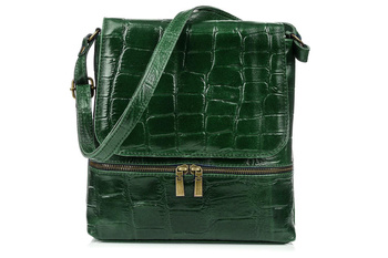 Włoska skórzana torebka damska listonoszka ciemnozielona. Wzór CROCO.