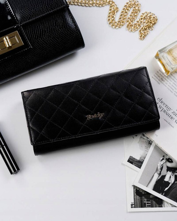 Duży pikowany skórzany portfel damski czarny. Zatrzask.