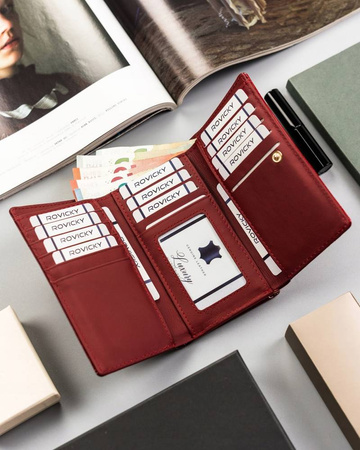 Portfel damski czerwony lakierowany. Skóra naturalna. RFID