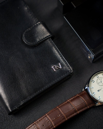 Rozbudowany, pionowy portfel męski z zapinką ze skóry naturalnej — Rovicky