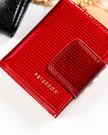 Lakierowany mały skórzany portfel damski CZERWONY. Zatrzask RFID Wzór.