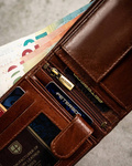 Zestaw męski na prezent: brązowy portfel, etui na karty i brelok. Skóra