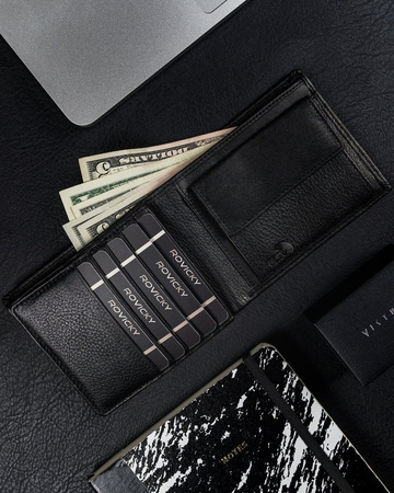 Męski portfel skórzany z tyłem zdobionym wzorem skóry węża — Pierre Andreus