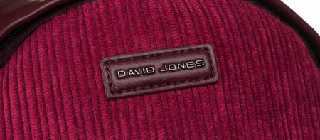 Mały plecak damski bordowy sztruksowy — David Jones