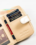Beżowy portfel damski pionowy. Skóra naturalna z ochroną RFID