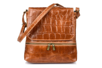 Włoska skórzana torebka damska listonoszka kamelowa. Wzór CROCO.