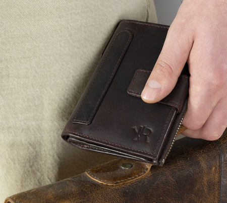 Skórzany portfel męski w stylu retro — Rovicky