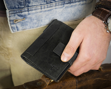 Skórzany portfel męski w stylu retro — Rovicky