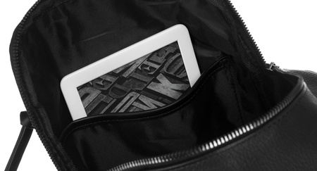 Plecak damski miejski Czarny, z kieszonkami. Z eko skóry